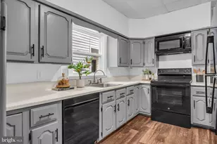 118 S 2nd St, Newport, PA 17074 - Photo 2