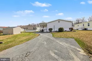 71 Meadowview Dr, New Bloomfield, PA 17068 - Photo 30