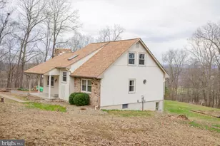 25 Basin Hill Rd, Duncannon, PA 17020 - Photo 2
