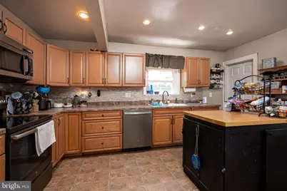 212 E Sunbury Street, Millerstown, PA 17062 - Photo 8