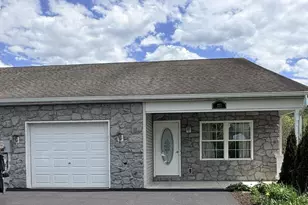 227 Patio Ct, New Bloomfield, PA 17068 - Photo 1
