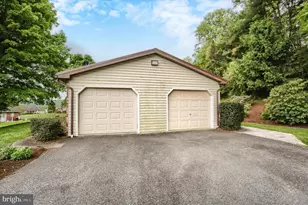876 Campbell Dr, Newport, PA 17074 - Photo 6