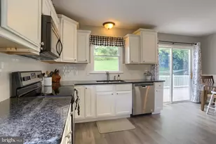 755 Green Hill Dr, Newport, PA 17074 - Photo 12