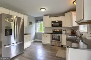 755 Green Hill Dr, Newport, PA 17074 - Photo 4