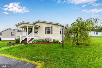 66 Meadowview Drive, New Bloomfield, PA 17068 - Photo 2