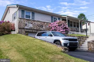 432 Cameron St, Marysville, PA 17053 - Photo 2