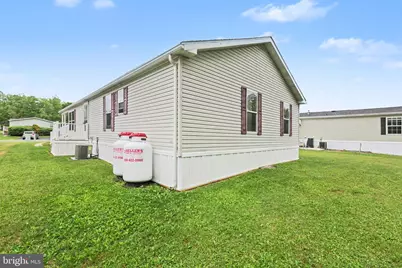 19 Meadowview Drive, New Bloomfield, PA 17068 - Photo 4