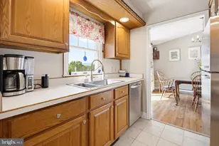 15 Donald St, Shermans Dale, PA 17090 - Photo 8