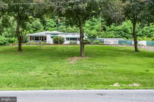 111 Juniata Pkwy E, Newport, PA 17074 - Photo 2