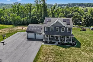 3 Stoner Dr, Shermans Dale, PA 17090 - Photo 1