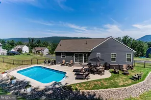 116 Kittochtinny Dr, Marysville, PA 17053 - Photo 4