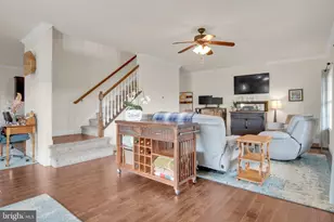 20 Bella Terra Dr, Shermans Dale, PA 17090 - Photo 2