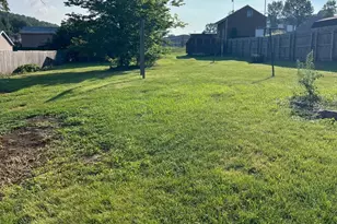 32 N High St, Millerstown, PA 17062 - Photo 4