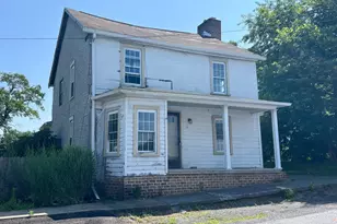 32 N High St, Millerstown, PA 17062 - Photo 2