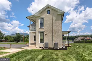 605 N 4th St, Newport, PA 17074 - Photo 38