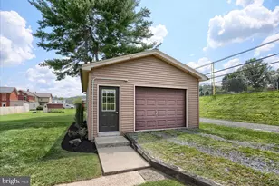 605 N 4th St, Newport, PA 17074 - Photo 44
