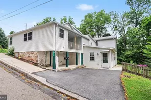 11 Morgan St, Duncannon, PA 17020 - Photo 2