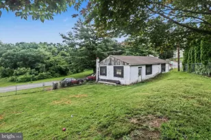 775 S 4th St, Newport, PA 17074 - Photo 36