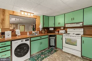 11 Maxwill Ln, Landisburg, PA 17040 - Photo 12