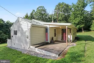 11 Maxwill Ln, Landisburg, PA 17040 - Photo 2