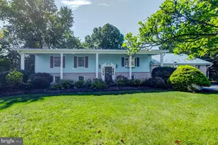 15 Donald St, Shermans Dale, PA 17090 - Photo 1