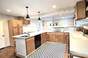 202 E Main St, Landisburg, PA 17040 - Photo 4