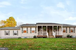 275 Okefenoke Rd, New Bloomfield, PA 17068 - Photo 1