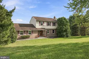 18 Willow St, Marysville, PA 17053 - Photo 2