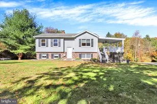 171 Meadow Grove Rd, Newport, PA 17074 - Photo 1