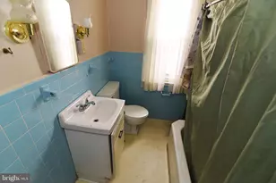 701 W Market St, Pottsville, PA 17901 - Photo 22