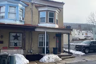 623 W Arch St, Pottsville, PA 17901 - Photo 2