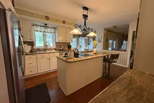 202 Norwegian Woods Dr, Pottsville, PA 17901 - Photo 4