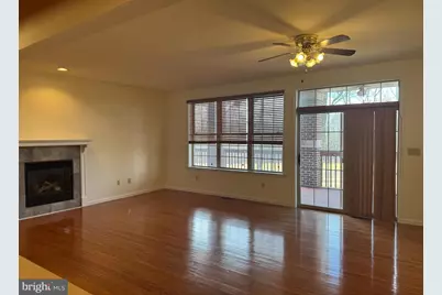 1303 Country Club Dr, Hazleton, PA 18202 - Photo 4