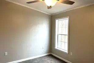 1015 W Race St, Pottsville, PA 17901 - Photo 10