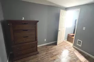 212 N George St, Pottsville, PA 17901 - Photo 4