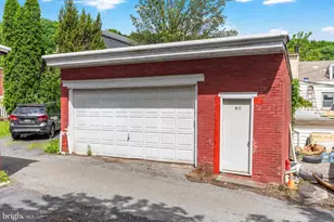 611 W Market St, Pottsville, PA 17901 - Photo 48