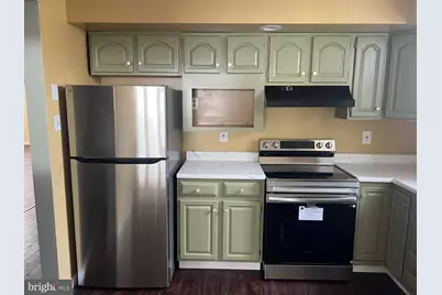 132 E Main Street #APT 2, Girardville, PA 17935 - Photo 2