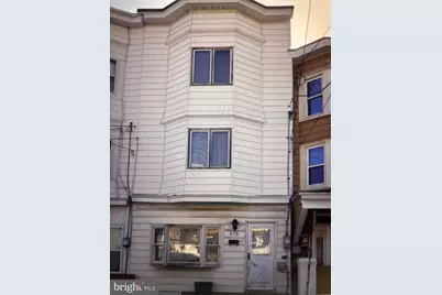 216 E Lloyd Street, Shenandoah, PA 17976 - Photo 1