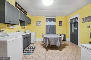 163 Schuylkill Ave, Shenandoah, PA 17976 - Photo 10