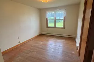 513 E Chestnut St, Hegins, PA 17938 - Photo 18