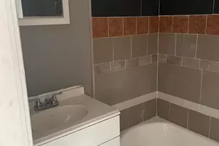 251 S Spruce St, Minersville, PA 17954 - Photo 16