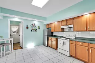 125 W Washington St, Shenandoah, PA 17976 - Photo 14