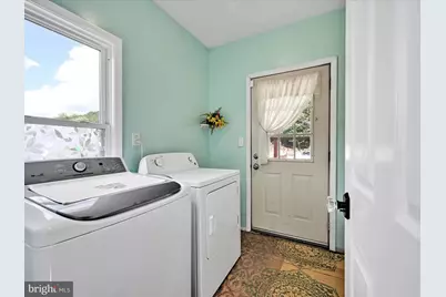 125 W Washington Street, Shenandoah, PA 17976 - Photo 18