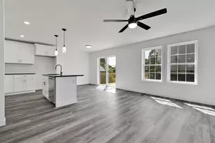 220 W High St, Frackville, PA 17931 - Photo 8