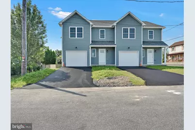 220 W High Street, Frackville, PA 17931 - Photo 2
