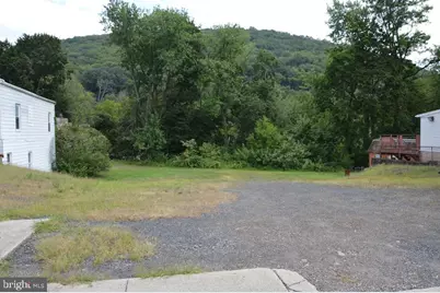 455-461 Mauch Chunk Street, Pottsville, PA 17901 - Photo 2