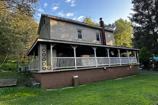 180 Buck Mountain Rd, Barnesville, PA 18214 - Photo 2