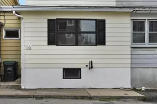 16 N Hancock St, McAdoo, PA 18237 - Photo 2