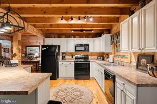 114 S Summit Rd, Hazleton, PA 18202 - Photo 14