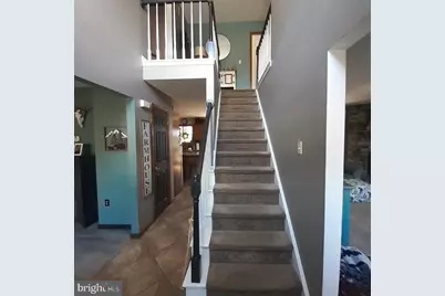 25 Tall Oaks Drive, Pottsville, PA 17901 - Photo 6